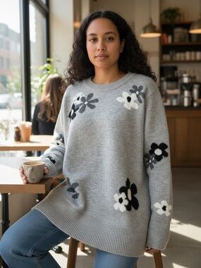 CeCe Gray Floral Crewneck Sweater with Black & White Flowers